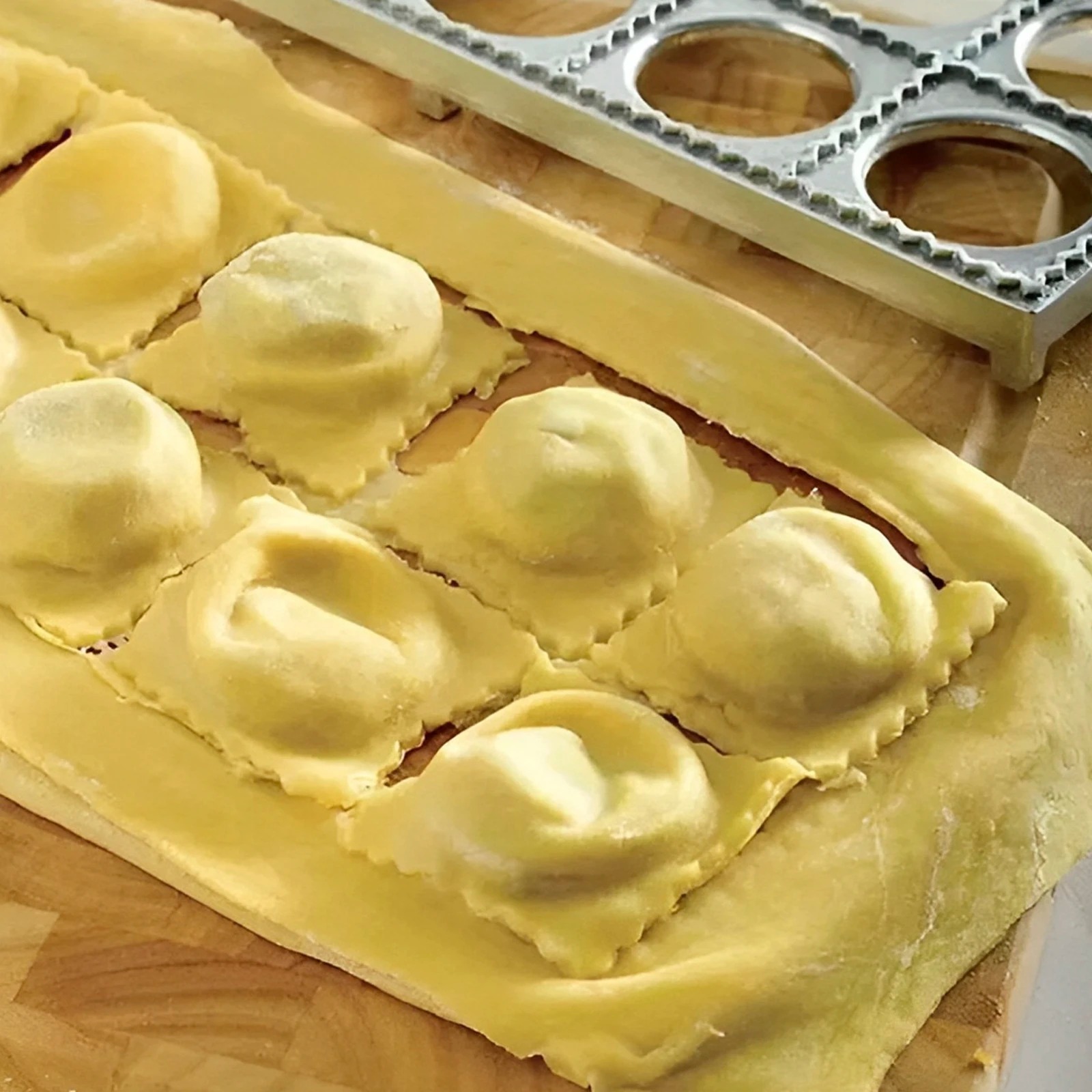 Forma do pierogów 12 otworów,  – Kitchen Appliances Packages recenzja i cena