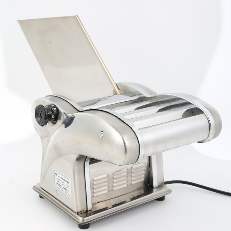 Elektryczna maszynka do makaro – Pasta Machine Electric recenzja i cena